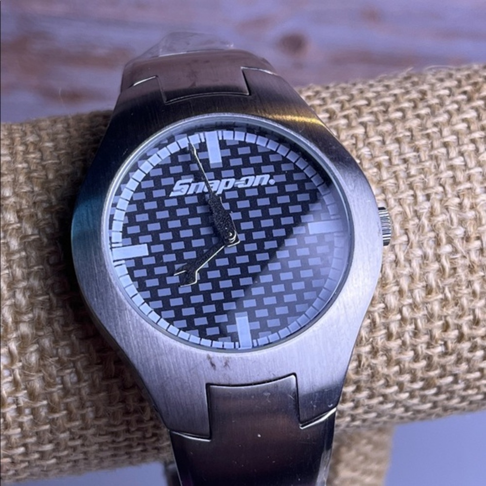 SNAP ON TOOLS Men's Stainless Steel 2008 Special Edition Watch NEEDS A BATTERY